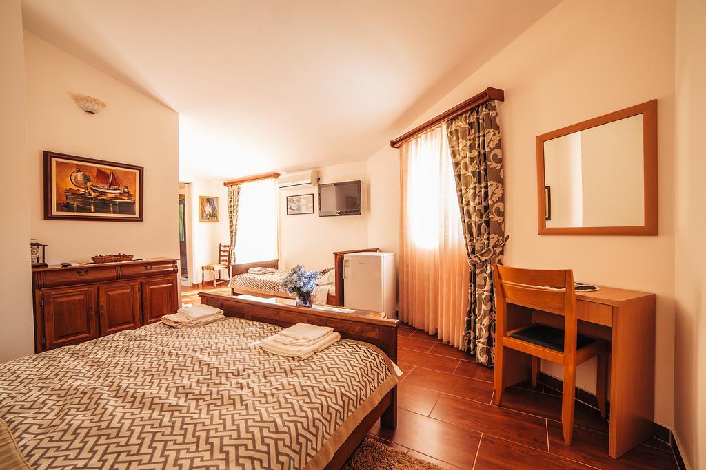 Guest House Sebelj Budva Phòng bức ảnh